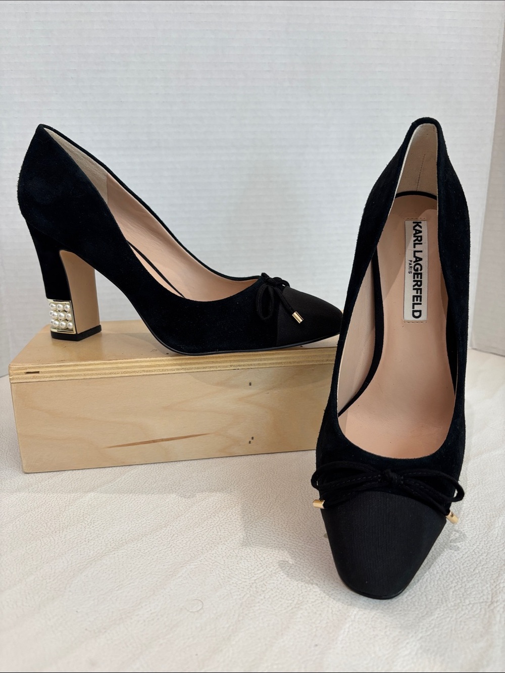 Karl Lagerfeld Black Suede Pearl-Embellished Block Heel Pumps
